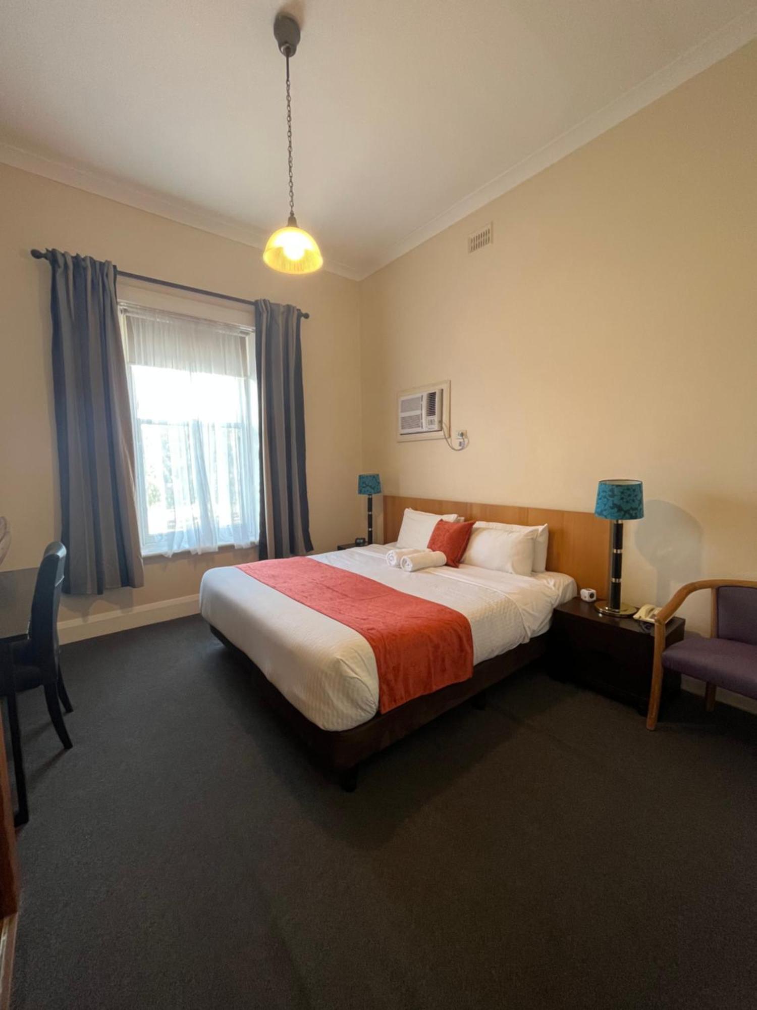 Princes Lodge Motel 애들레이드 외부 사진