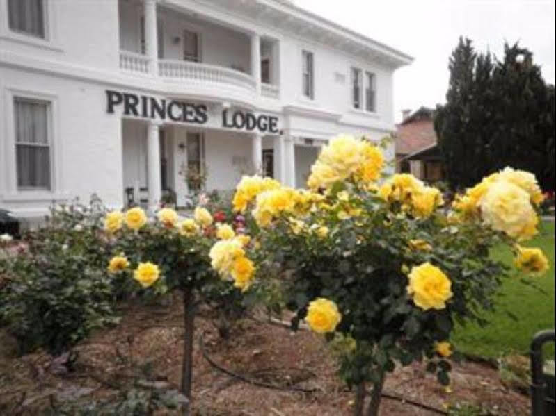 Princes Lodge Motel 애들레이드 외부 사진